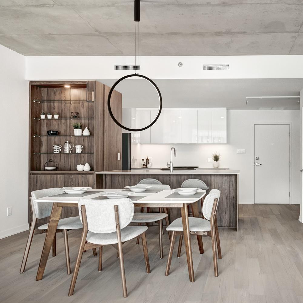 Brand,New,Luxury,Canadian,Style,Furnished,And,Staged,Apartment,In