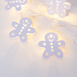 ACA LIGHTING CHRISTMAS XC10WW2A "METAL STRING LIGHTS" GINGERBREAD 10 LED STRING LIGHTS WITH BATTERIES (2xΑΑ) WARM WHITE IP20 135+30cm TRANSPARENT CABLE
