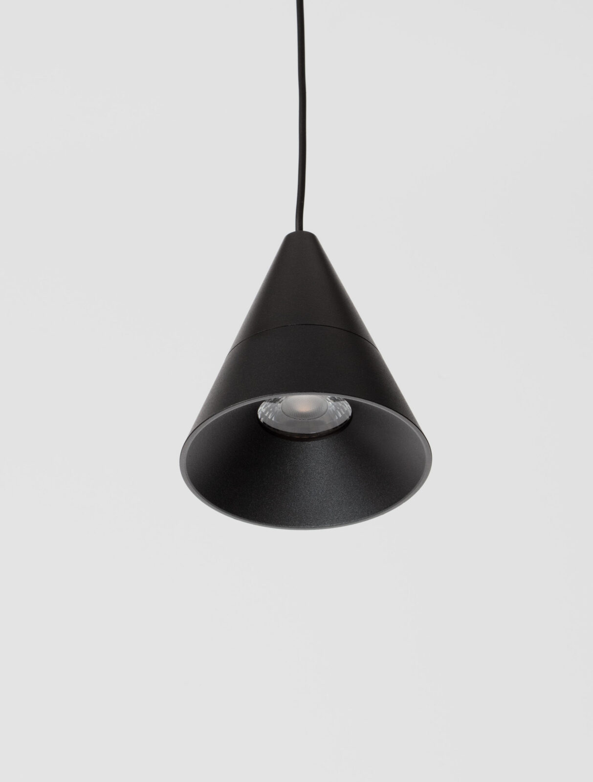 Магнитно тяло Nova Luce UPRAIL 9009050 черен