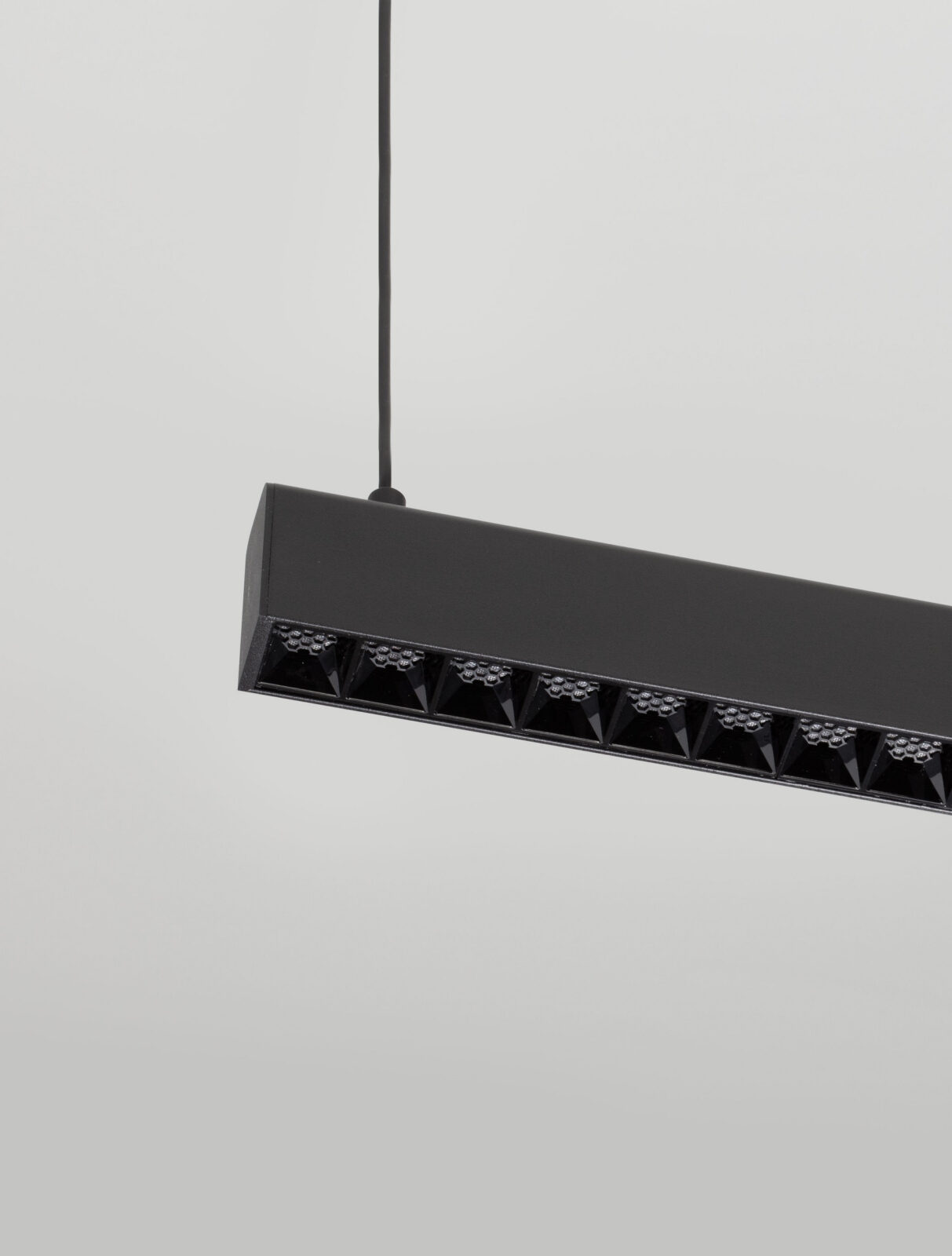Магнитно тяло Nova Luce UPRAIL 9009063 черен