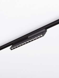 Магнитно тяло Nova Luce ULTRA SLIM 9010302 черен