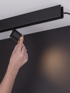 Магнитно тяло Nova Luce ULTRA SLIM 9010312 черен