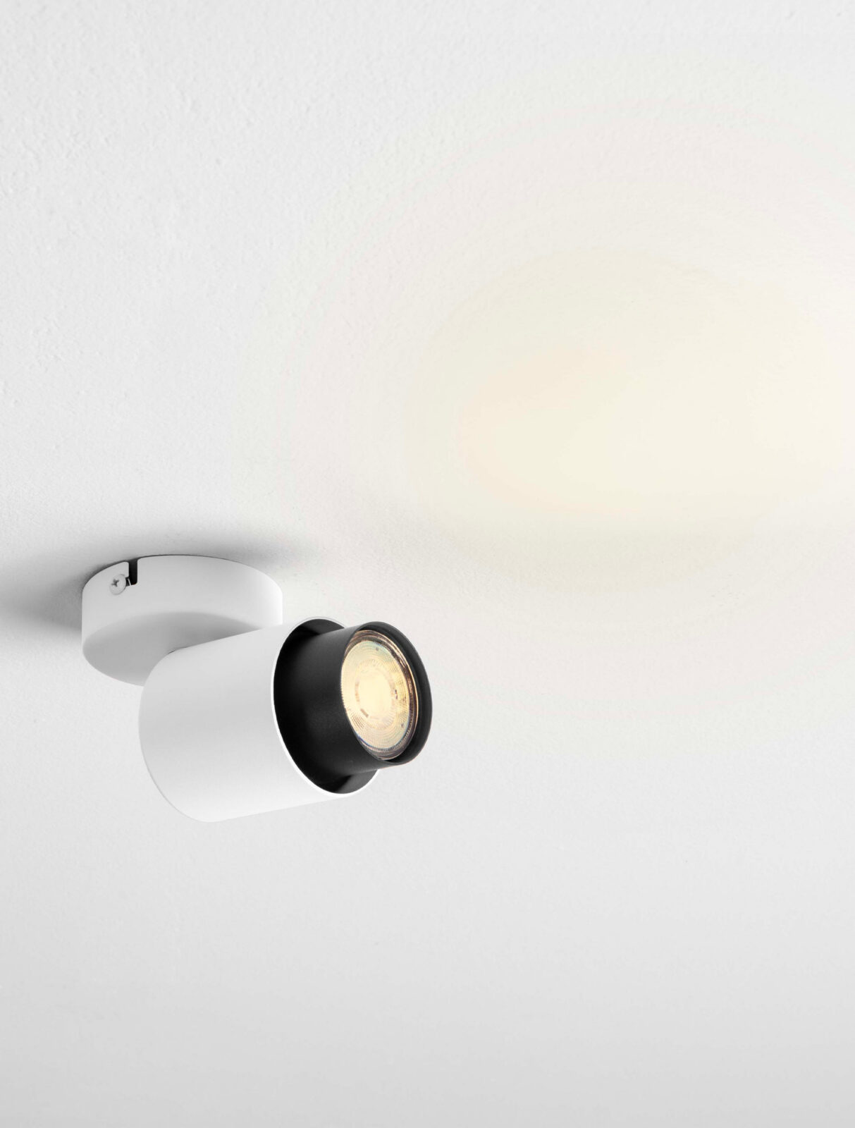 Спот Nova Luce ISON 9011324 бял детайл 5