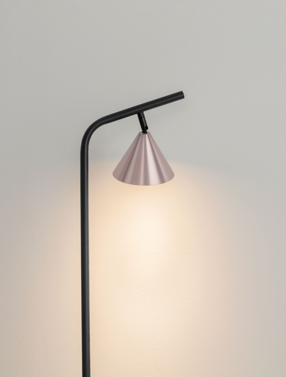 Лампион Nova Luce CONICO 9011437 черен
