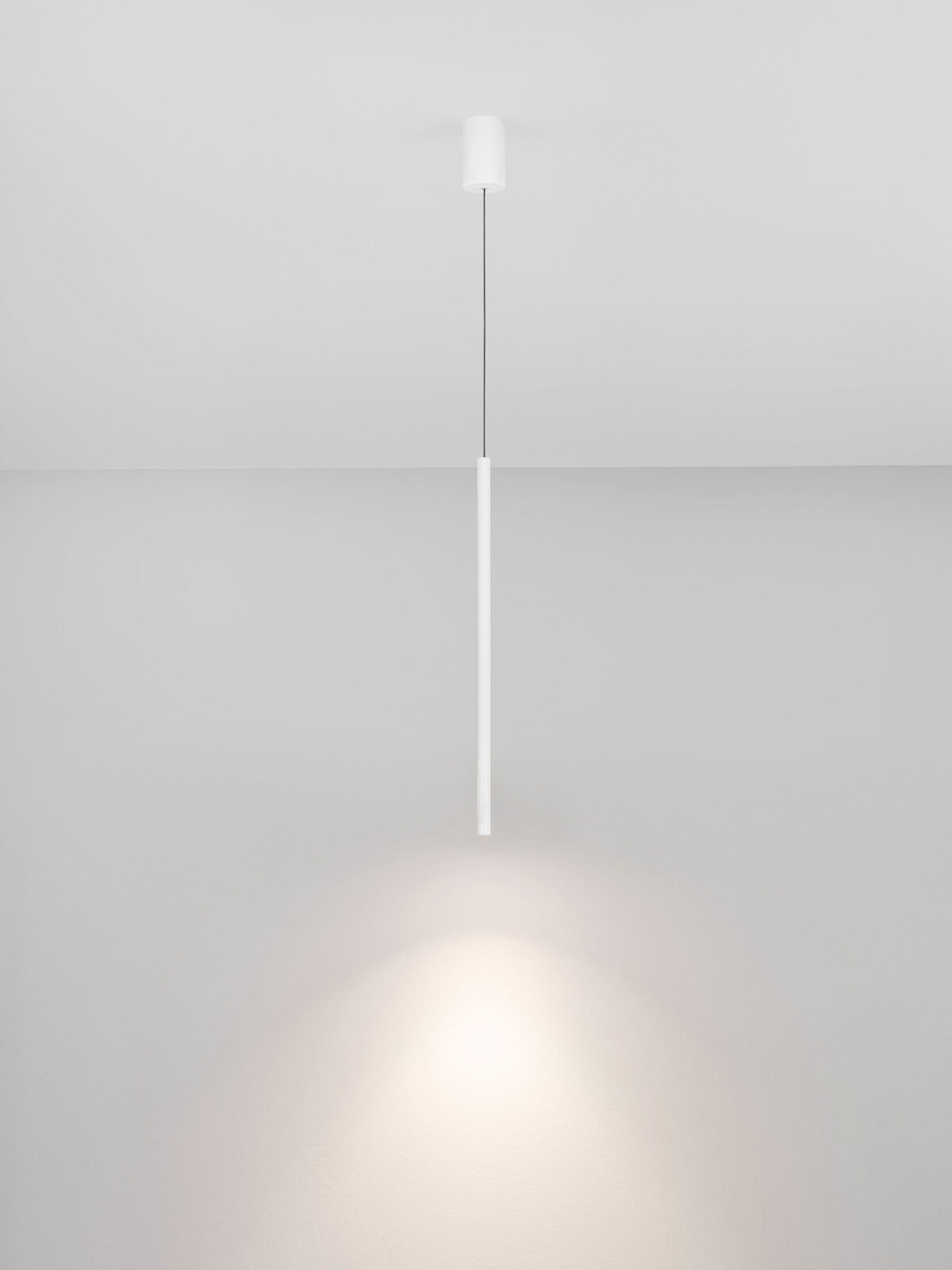Пендел Nova Luce BRILLIA 9060265 бял детайл 3