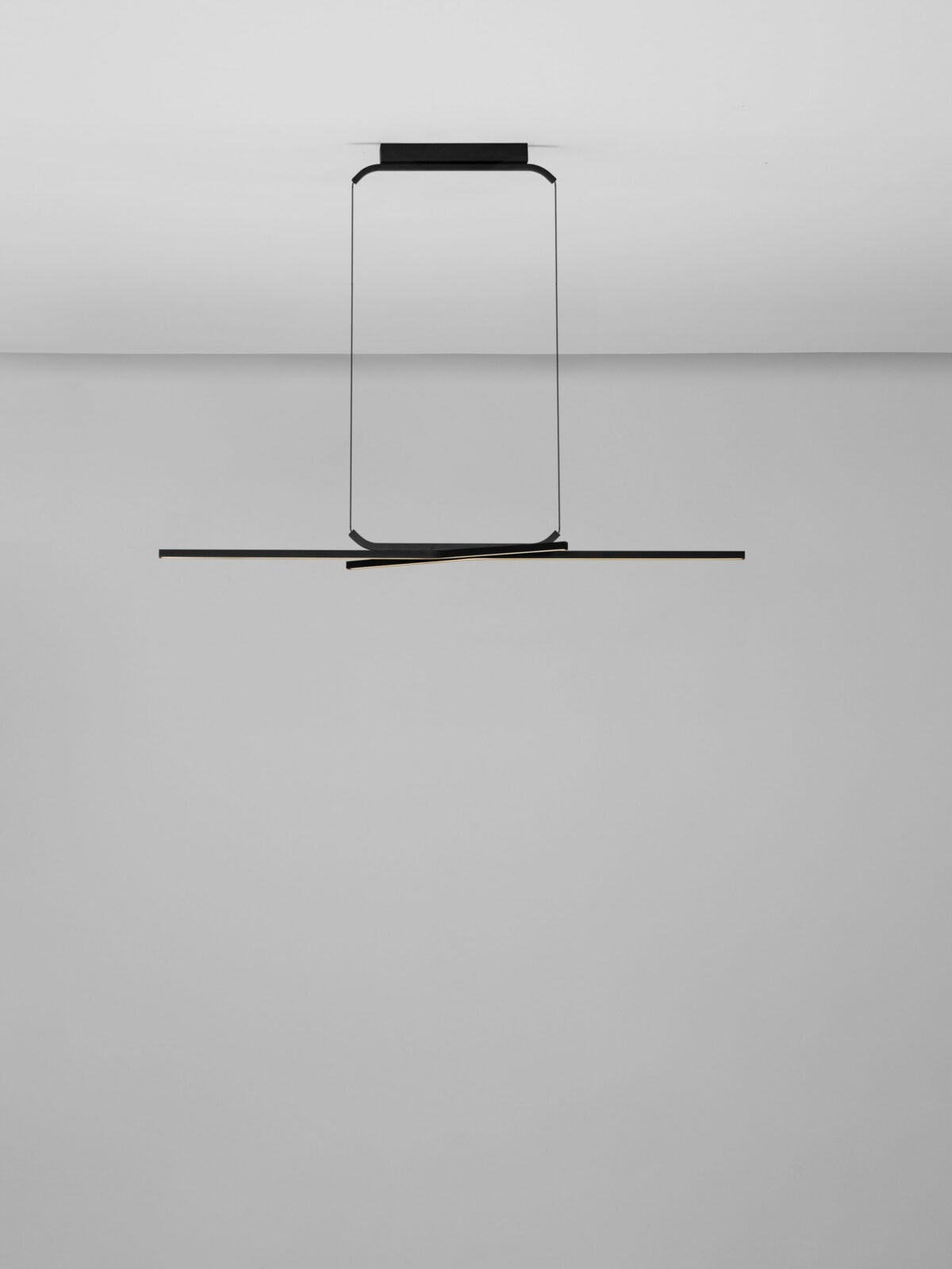 Полилей Nova Luce AKRO 9088119 черен детайл 3