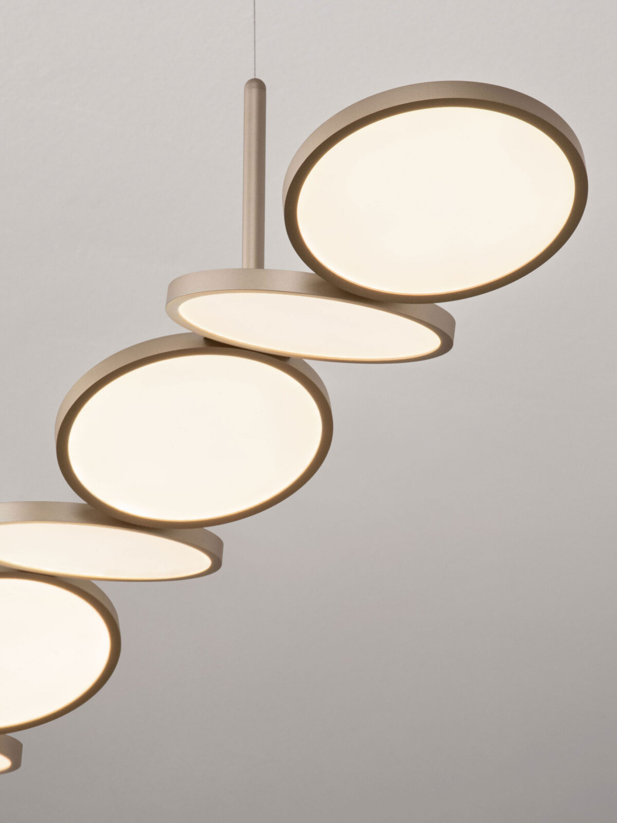 Полилей Nova Luce VEA 9088214 златист детайл 5