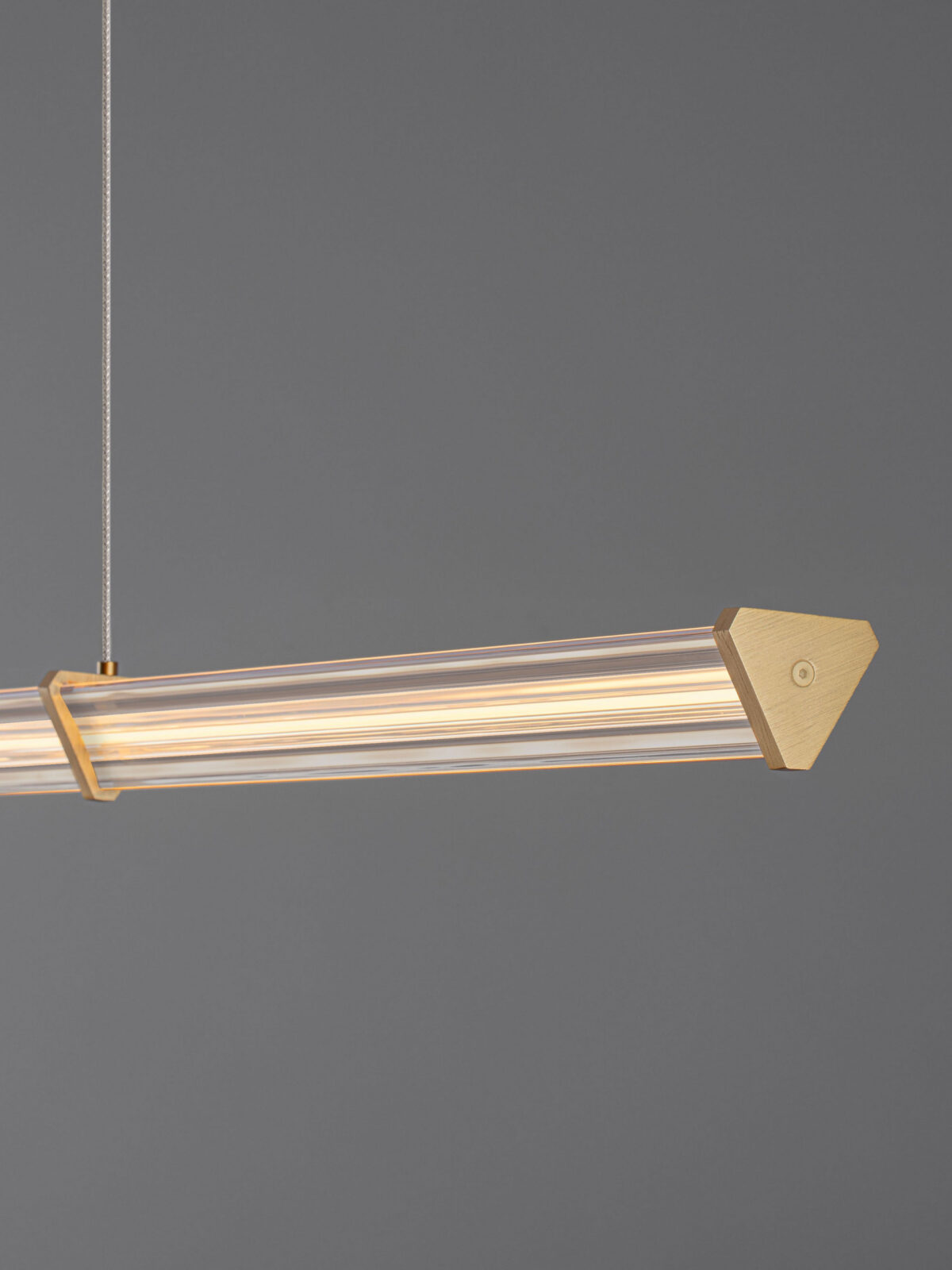 Полилей Nova Luce PHEME 9214131 златист