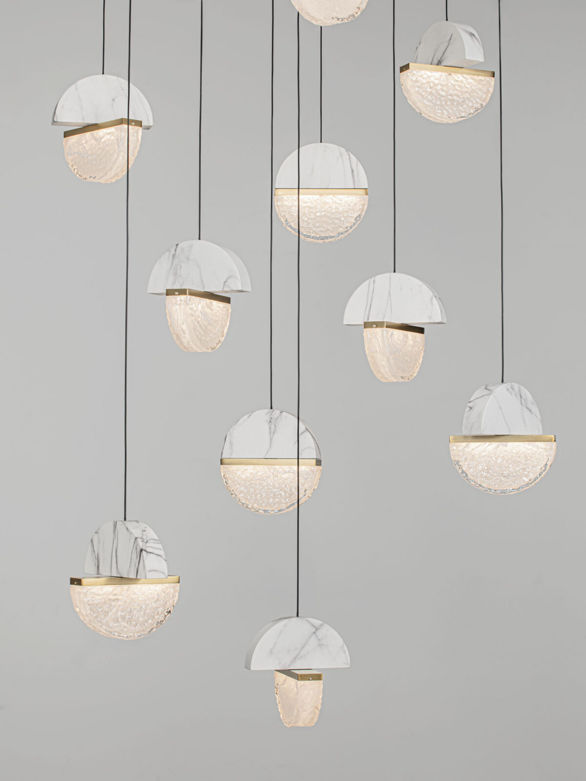 Полилей Nova Luce DORIN 9214193 черен