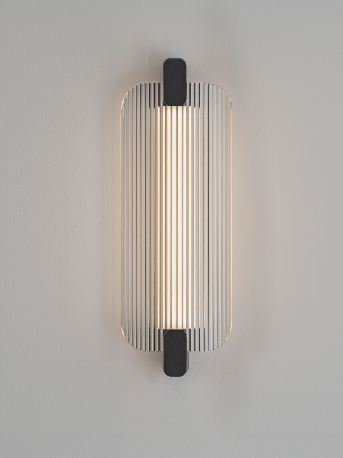 Аплик Nova Luce EMERY 9214233 черен детайл 3