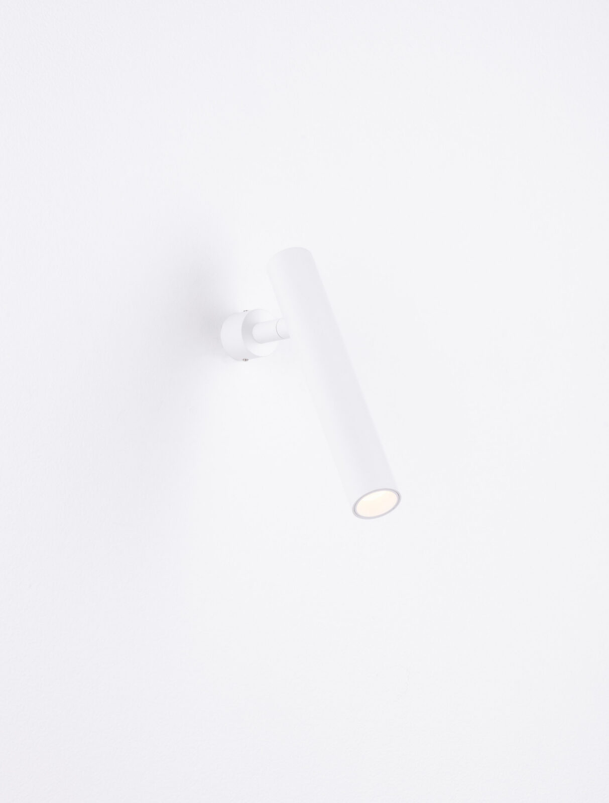 Аплик Nova Luce ARLO 9232133 бял детайл 3