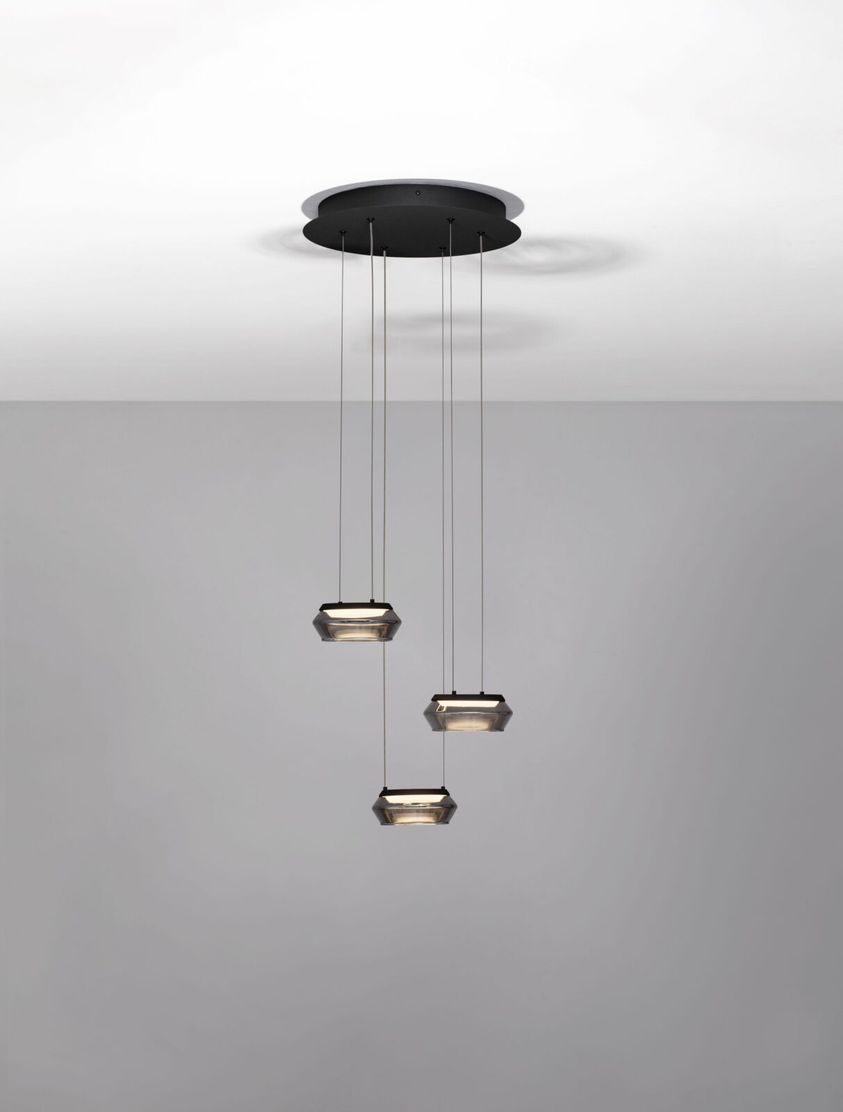 Полилей Nova Luce JAILYN 9236102 черен детайл 3