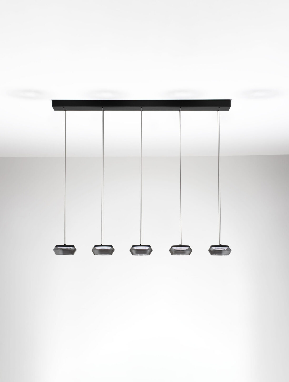 Полилей Nova Luce JAILYN 9236104 черен детайл 2