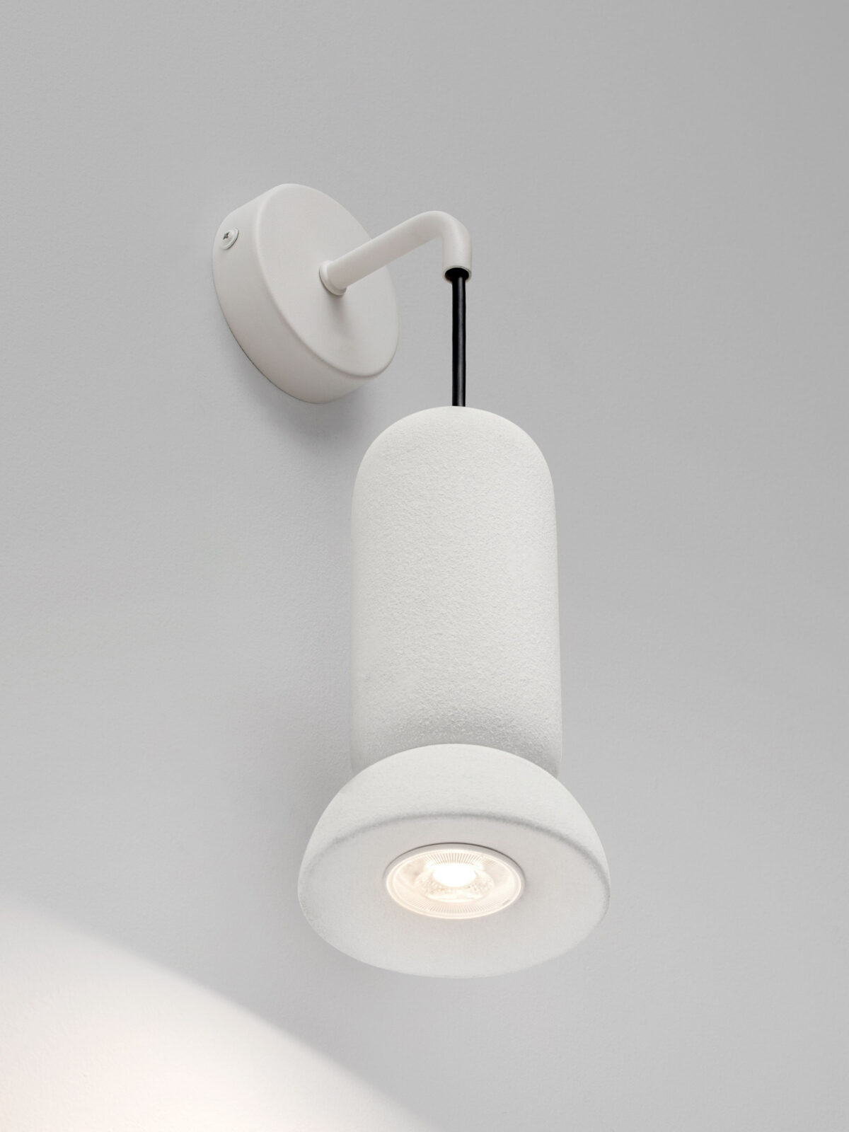 Аплик Nova Luce PARLO 9236238 бял детайл 4
