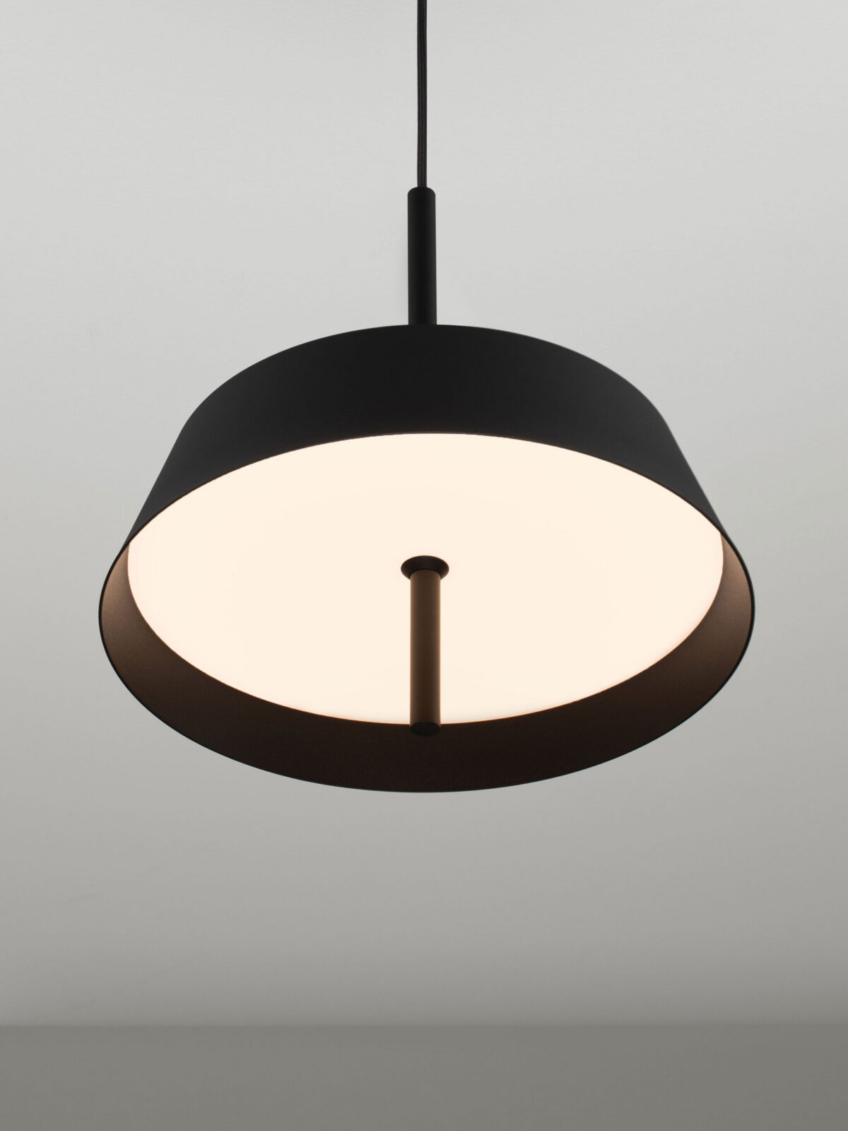 Полилей Nova Luce VELIO 9268050 черен детайл 4