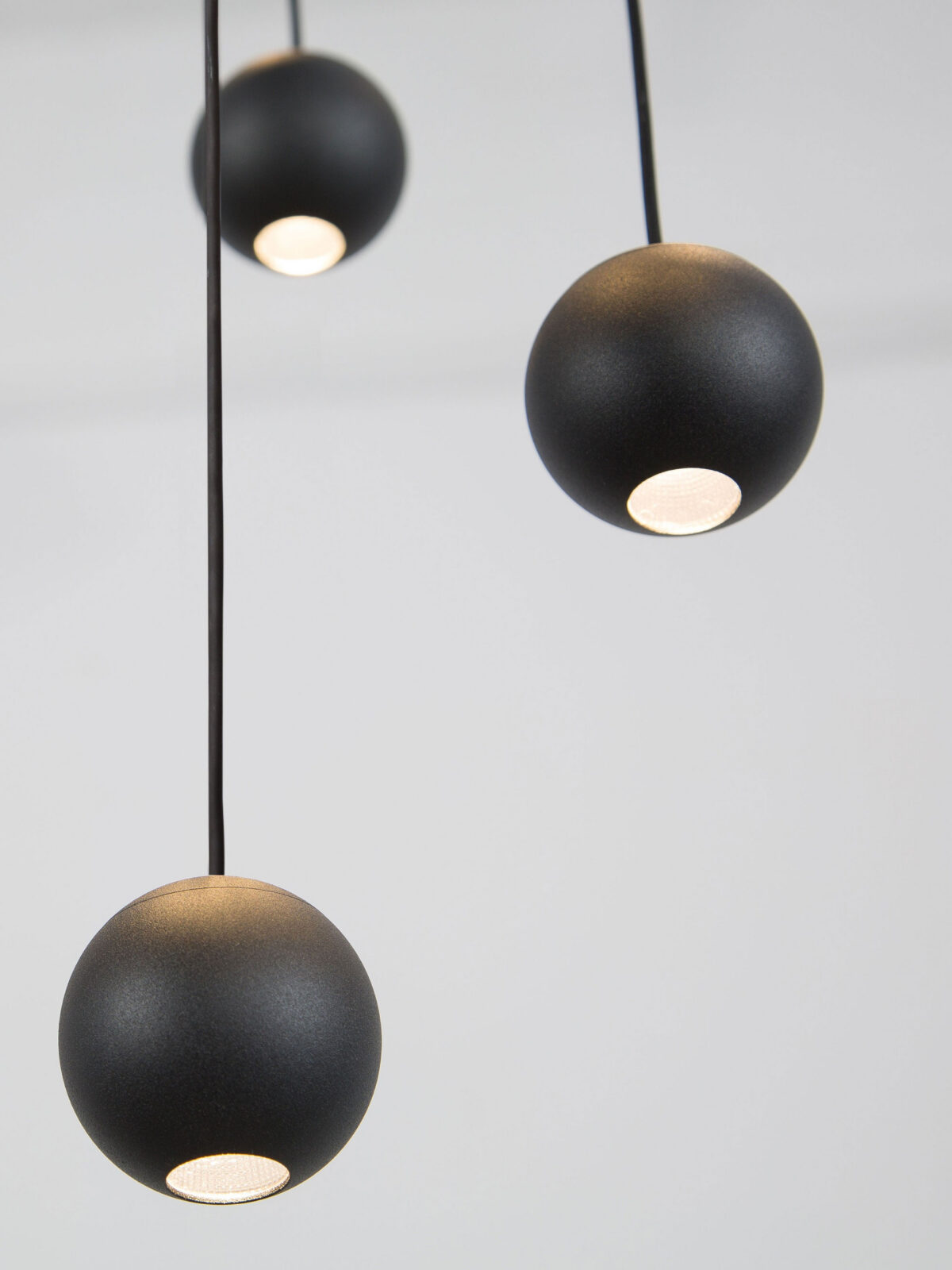Полилей Nova Luce NOCCI 9303952 черен детайл 3