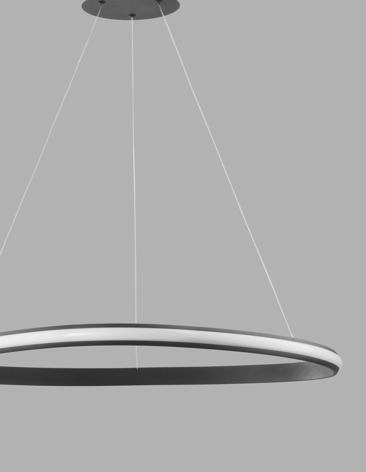 Полилей Nova Luce ARIES 9357064 черен