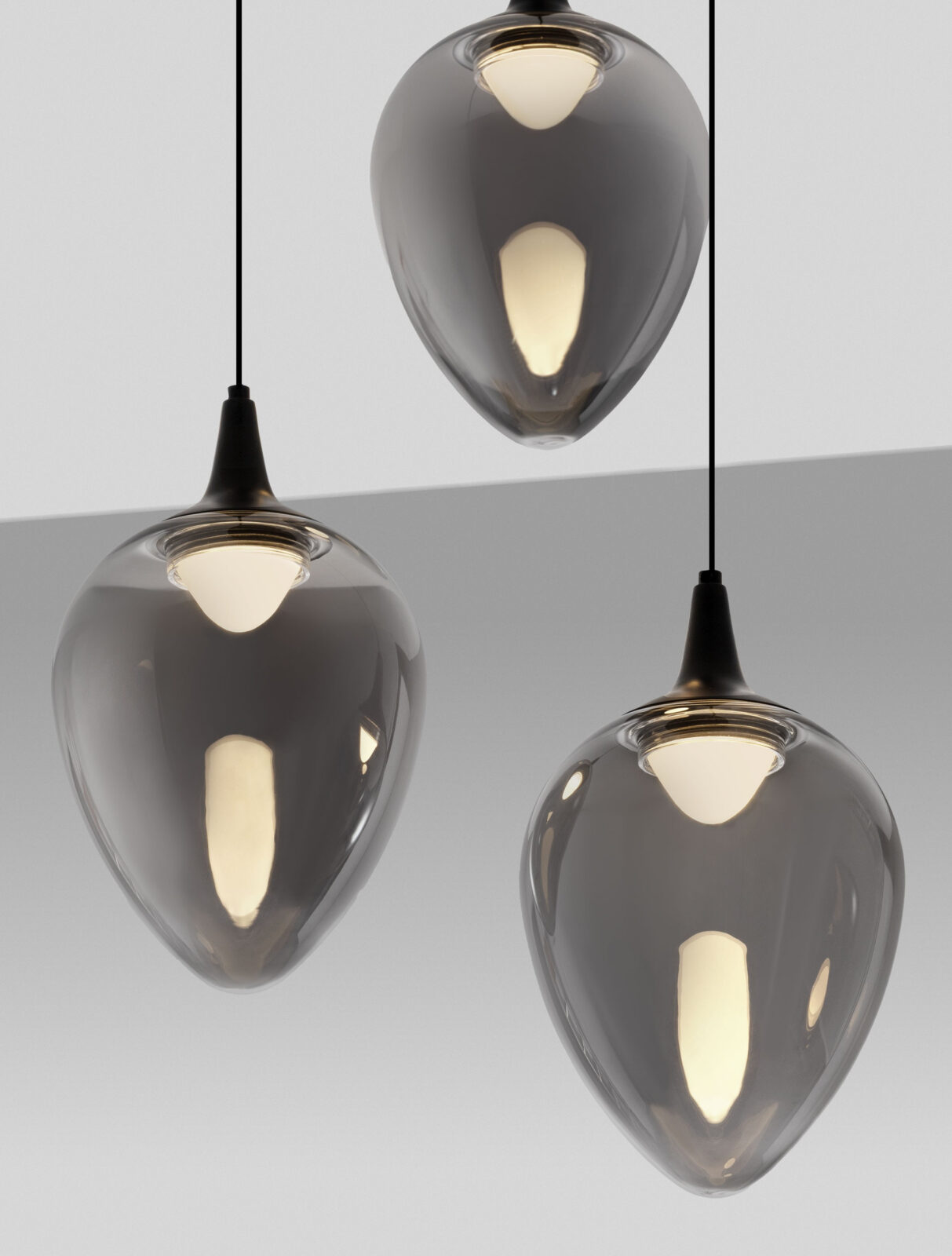 Пендел Nova Luce NALI 9416973 черен детайл 4