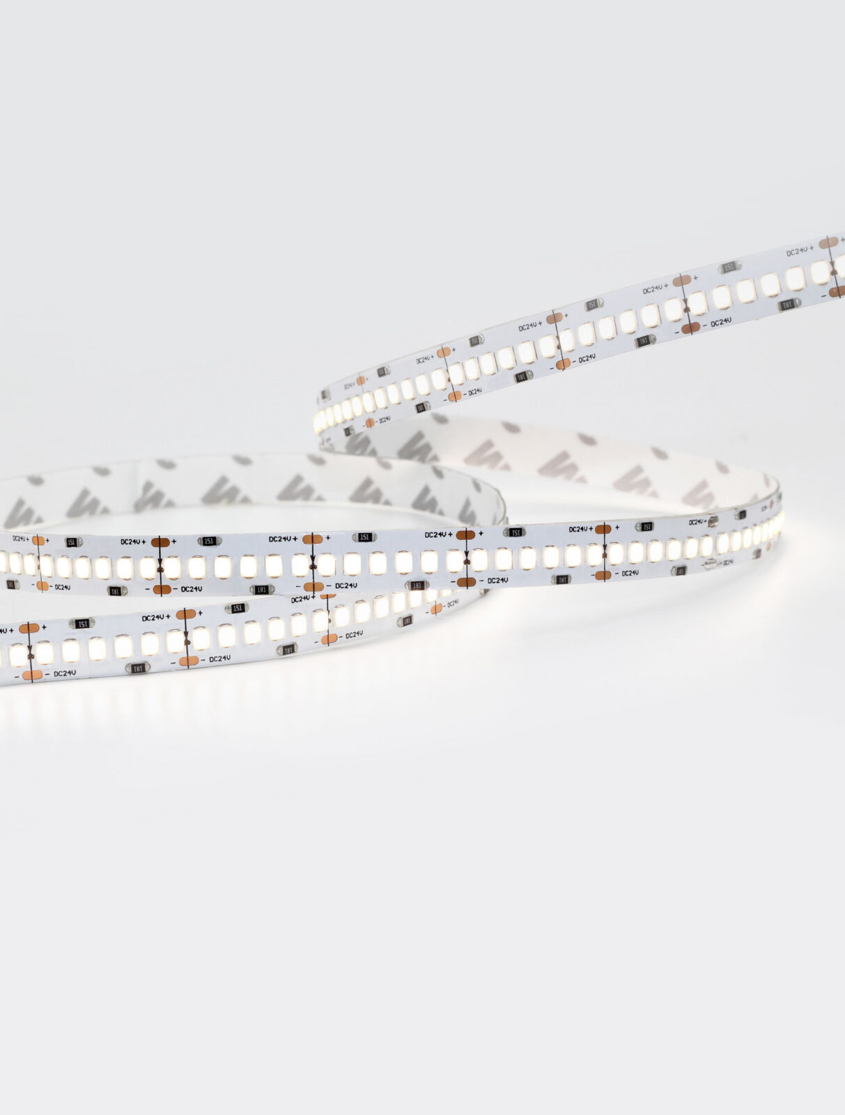 LED лента Nova Luce HONOR PLUS 9540103 в интериор