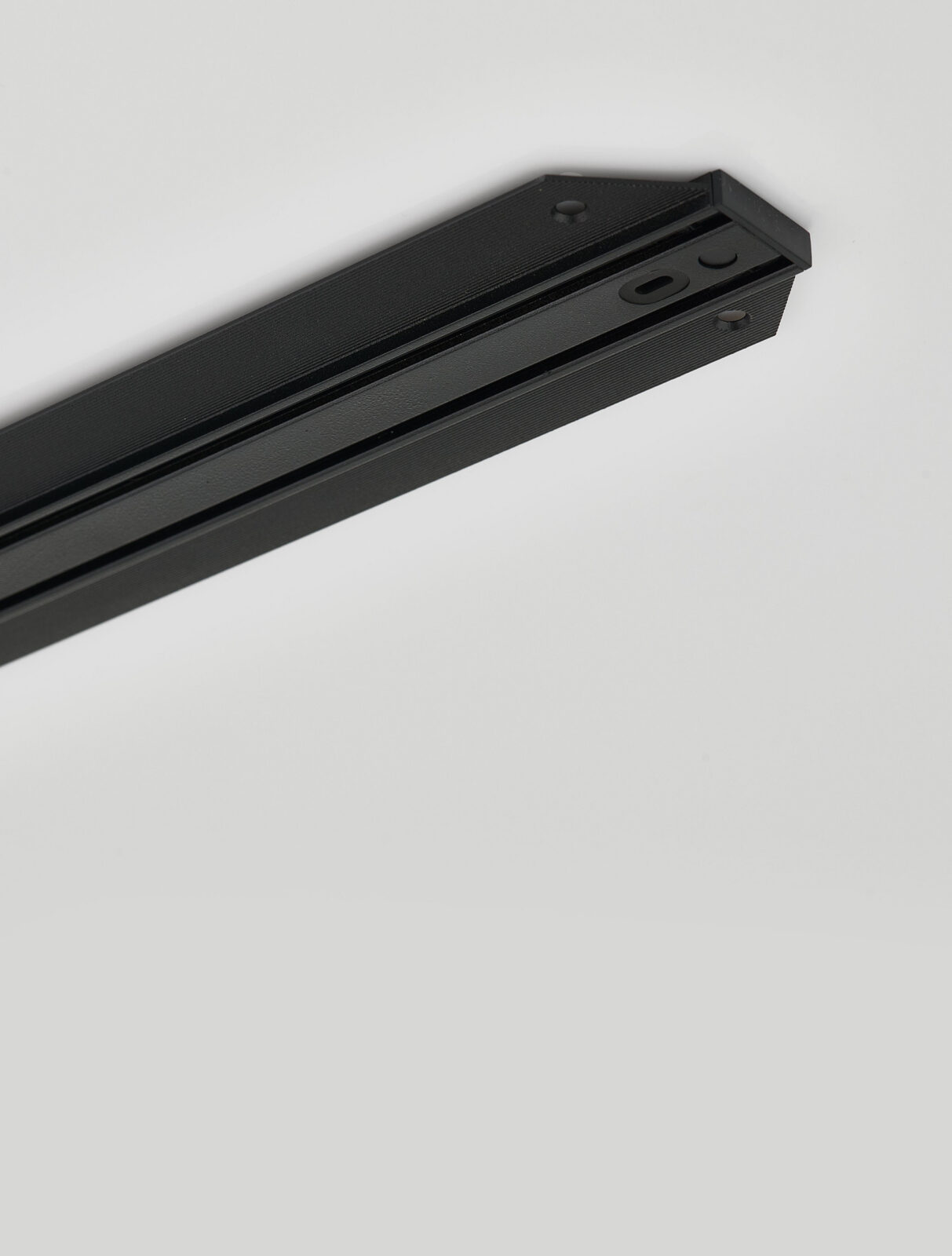 Шина Nova Luce SHALLOW 9580722 черен