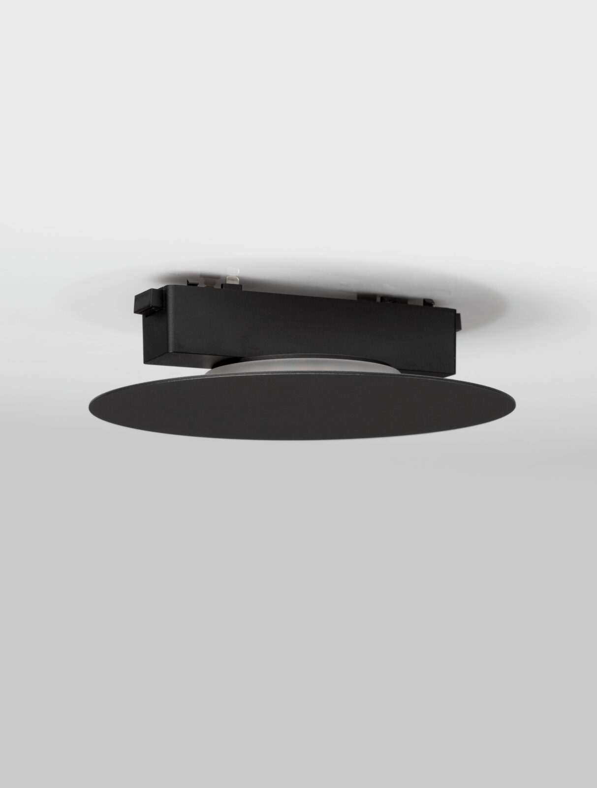 Магнитно тяло Nova Luce FLAT 9580819 черен