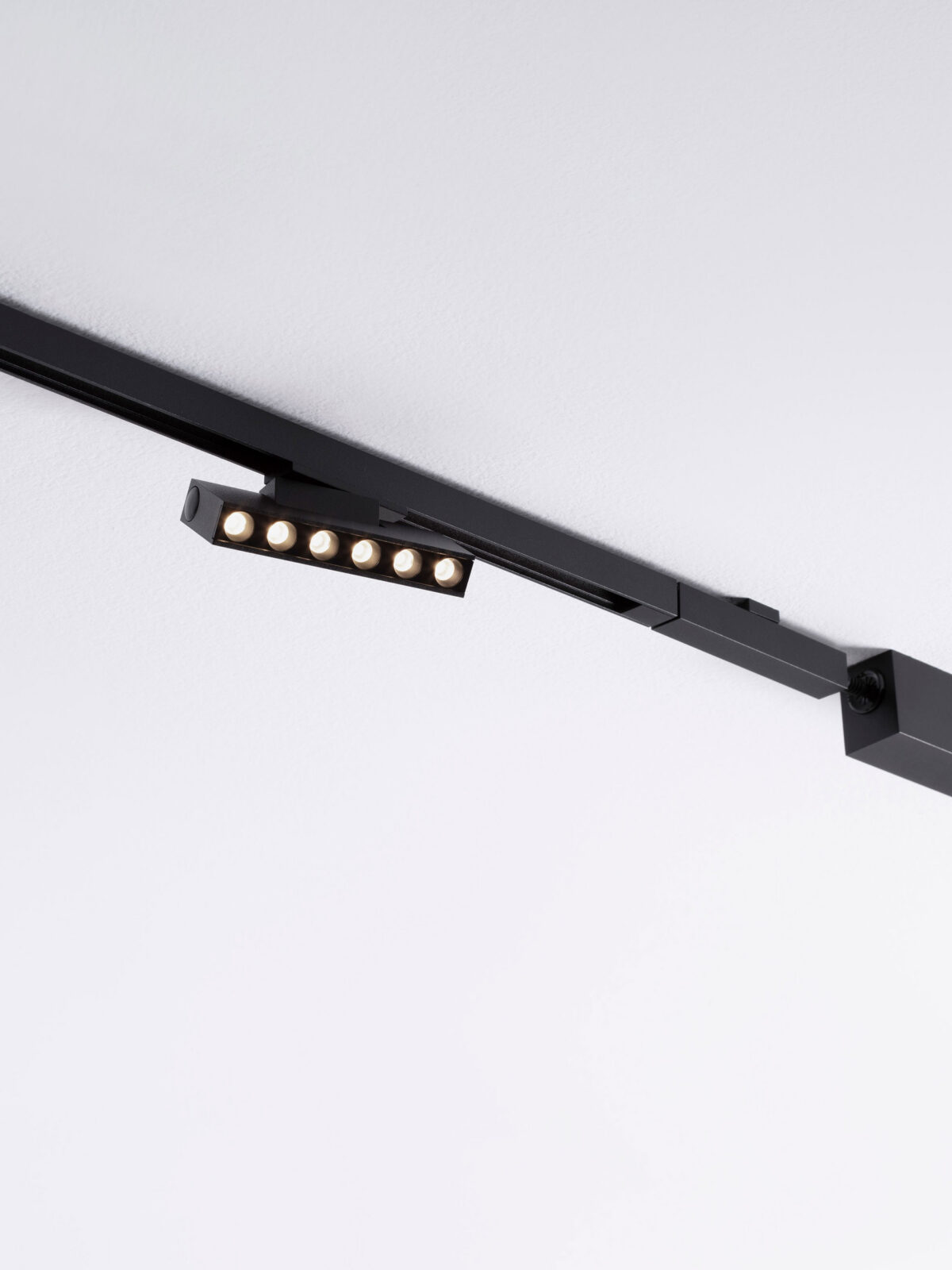 Магнитно тяло Nova Luce IVY 9580921 черен детайл 2