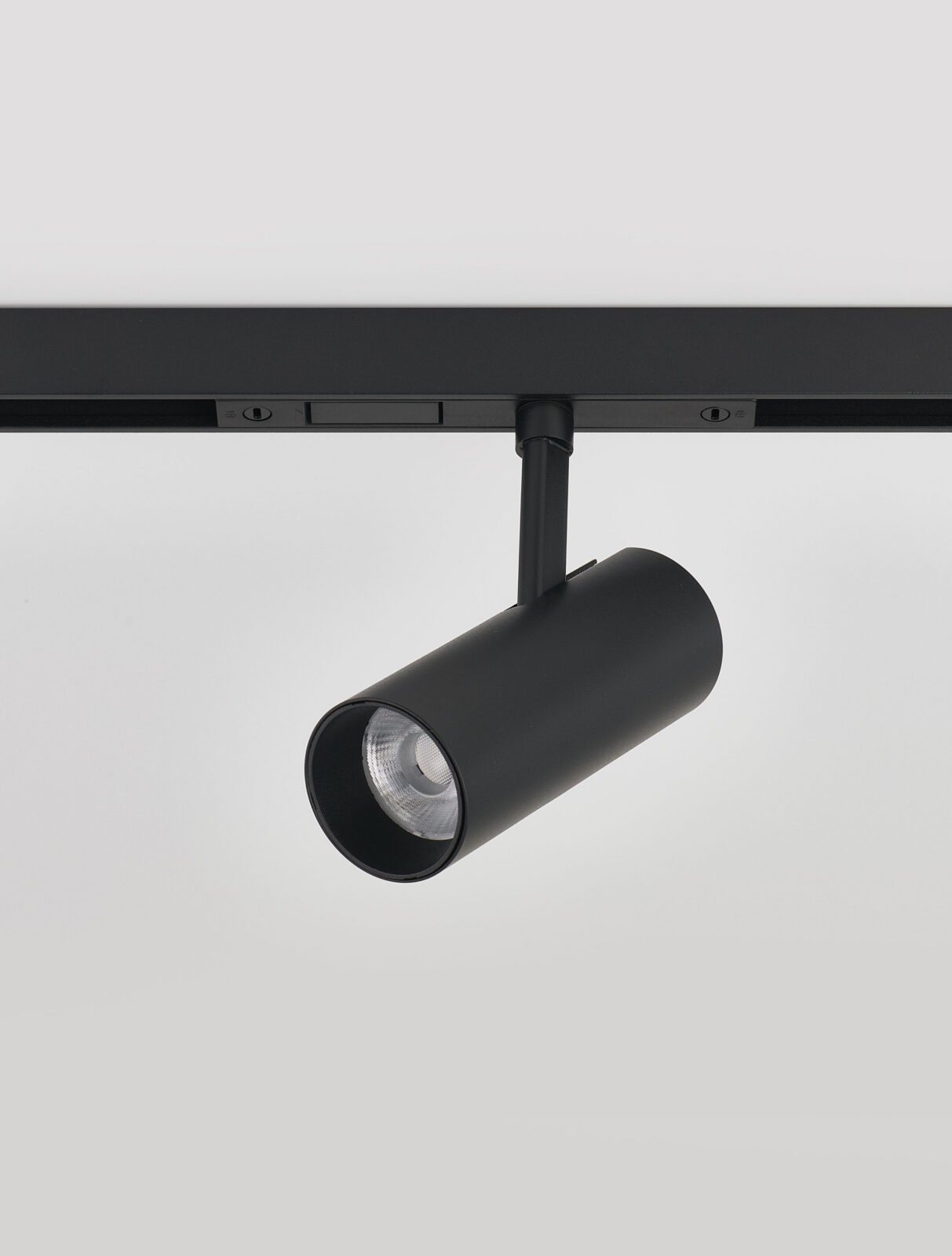 Магнитно тяло Nova Luce GLOW 9680152 черен