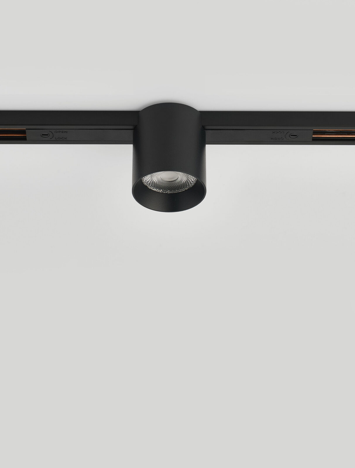 Магнитно тяло Nova Luce MINIMAL 9810073 черен