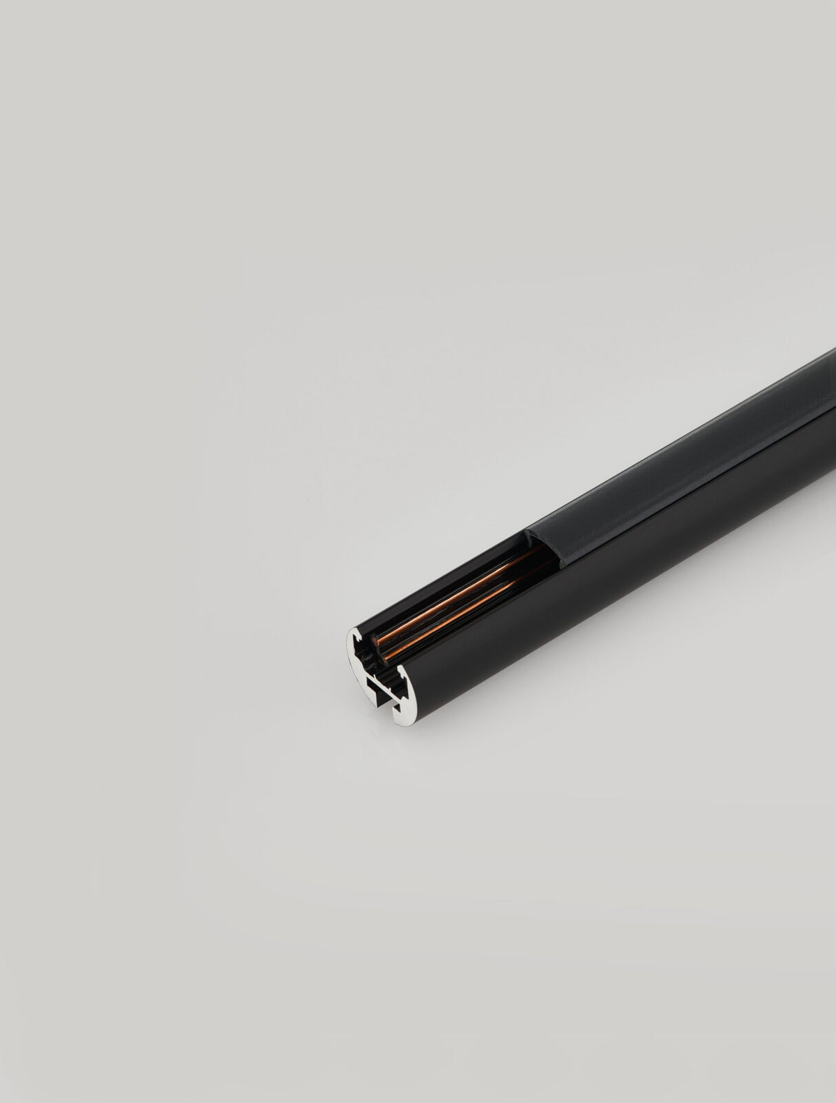 Шина Nova Luce MINIMAL 9844101 черен
