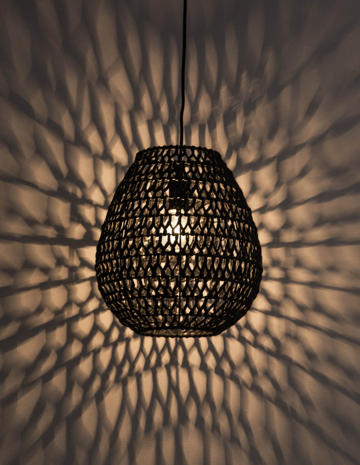 Пендел Nova Luce GRIFFIN 9858713 черен детайл 7